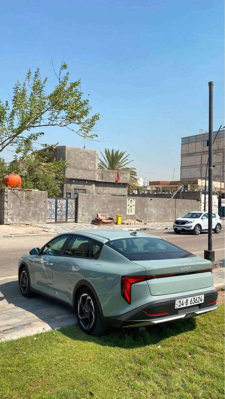 سلام عليكم

كيا k4 موديل 2025 وارد امريكي حادث جاملغ وبنيد مصلح نفسهن ما مفتوحات السيارة كله ليبل واحد مامبدل بيها شيء اللون مميز ممشى زيرو 1000 ميل مرقم شهداء كامل وكالة عامة السعر 172 ورقة وبيها مجال

المكان: البصرة المعقل
الرقم:*********** البصرة, العراق

