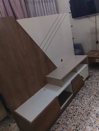 ميز بلازما • نظيف • الرئاسه مال عبيدي