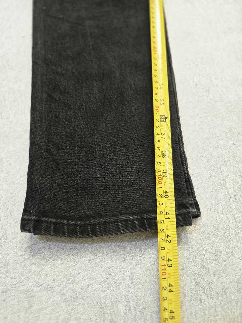 بنطلون جينز هارلي ديفدسون اسود | Harley Davidson Black Jeans قياس 30 
النظافة 100% 
السعر 45 الف
للحجز خاص 
او عبر الواتس اب ***********
