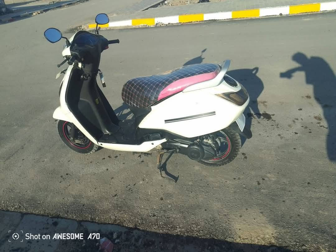 دراجه هديه جوبتر للبيع الشراي بخدمته ***********

نص مكتوب في الصور:
- Shot on AWESOME A70