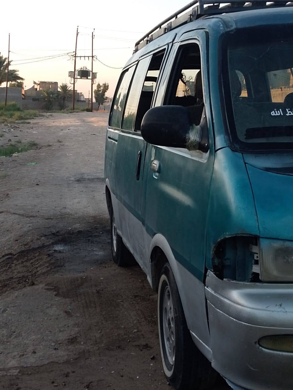 السلام عليكم كيه بريجو موديل 96السياره جاهزه تايرات نضيفه السياره كبل لشارع خرفه نضيفع  ***********
