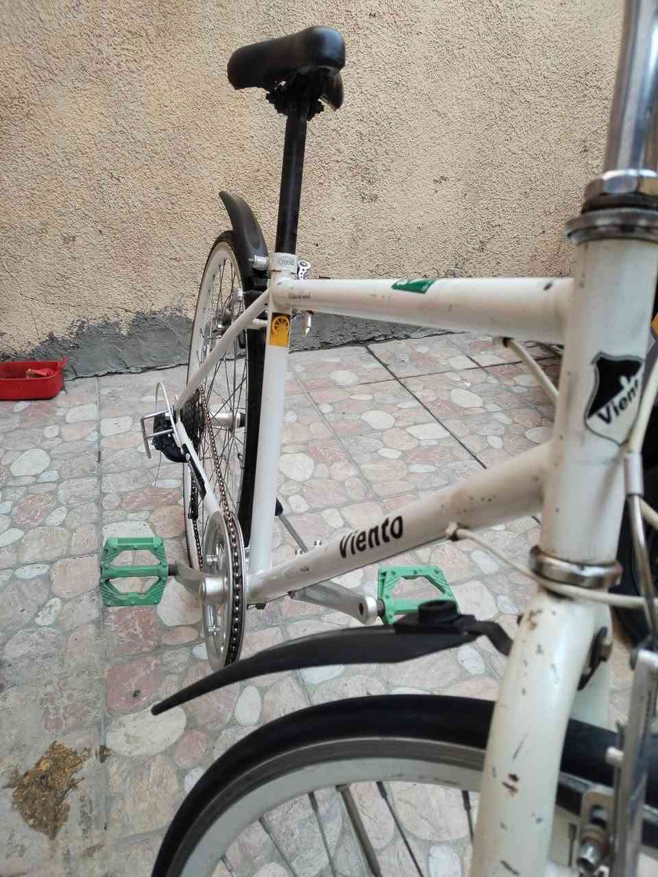 سلام عليكم بايسكل C700 نضيف كلشي مابي كامل مكاني بغداد الحريه السعر 90 وبي مجال الرقم : ***********
