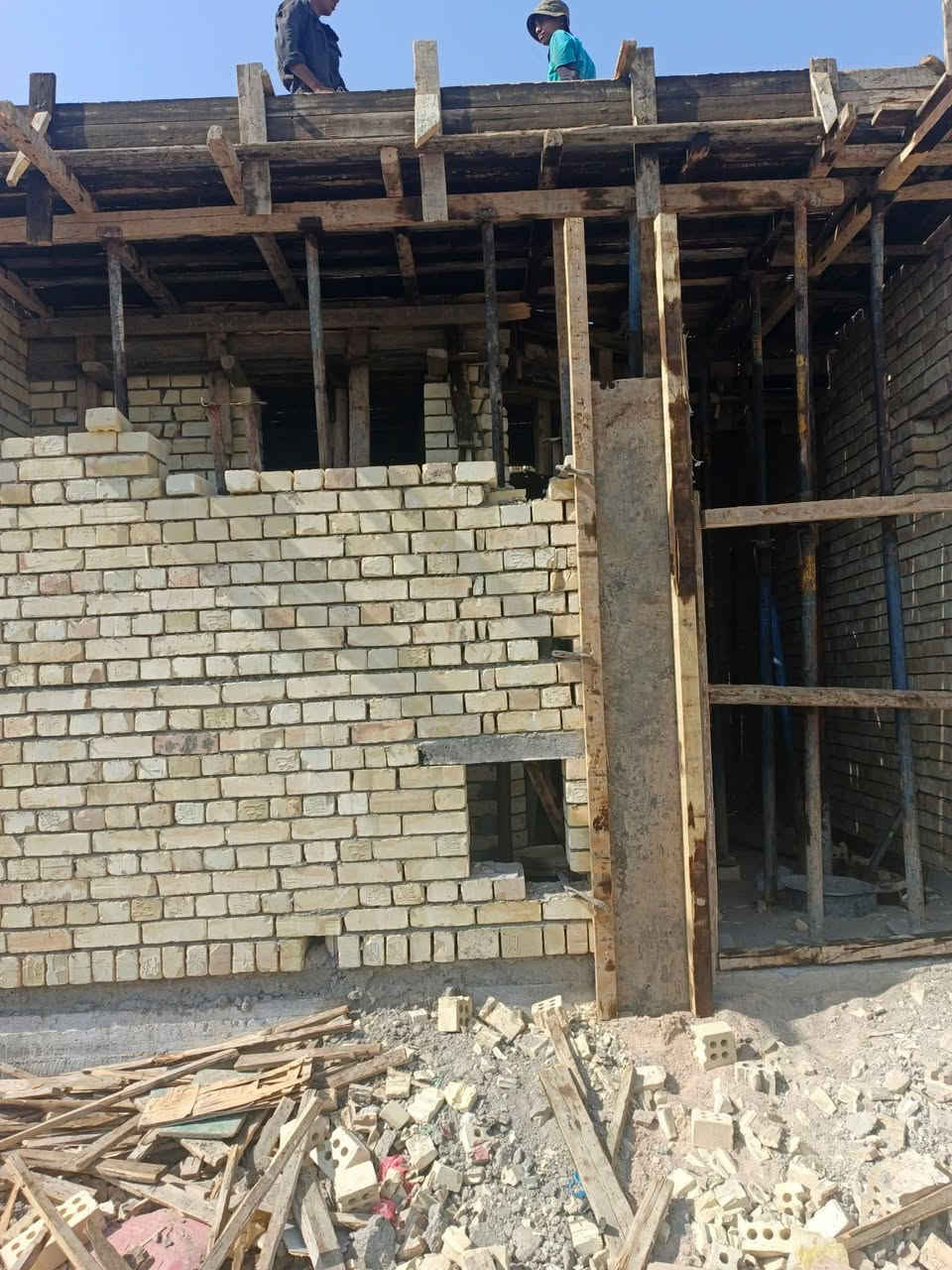 هيكل • ٦٢م • قرب شارع ٤٠