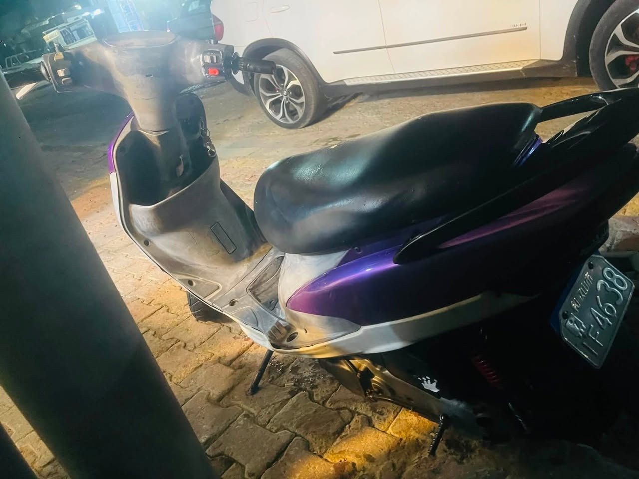 سلام عليكم دراجه ماكس ملغولي بوشه 49دراجه نضيفه كهربياته كله شغاله نكره هندر  وراق سعر 650وبيه مجال قليل رقم ***********خاص هم موجود بل خدمه
