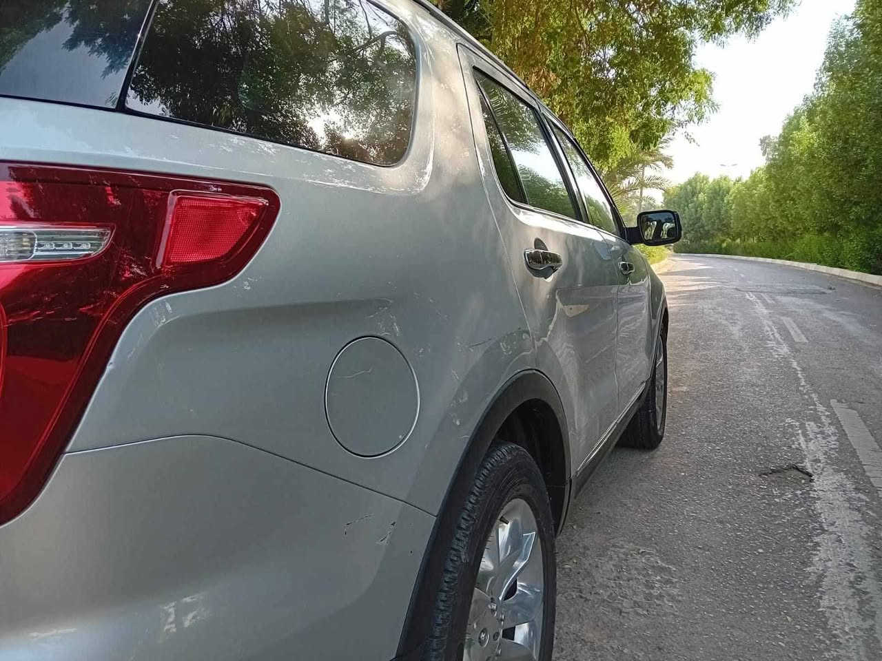 سلام عليكم
فورت اكس بلور ٢٠١٣فول مواصفات لمتد 
سبعه راكب 
مكينه سته 
تبريد ٣قطع 
هواي مواصفات بيه 
ورد أمريكي حادث أمامي موجود سونار مرفق ويه الصور صبغ بس قطعتين وبيه ملاحضات بسيطه 
سعر ١٢٠ وبيه مجال بسيط 
رقم ***********
