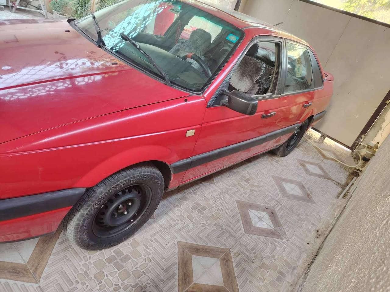 باصات فوكس واكن موديل 93  كيرو مكينه شرط حاويه رقم انكليزي  بأسمي سنويه لل 30 بيه دفتر بانزين شرط الوكالة والتحويل 
السعر 30  وبيه مجال للشراي.      رقم الهاتف ***********  ***********
