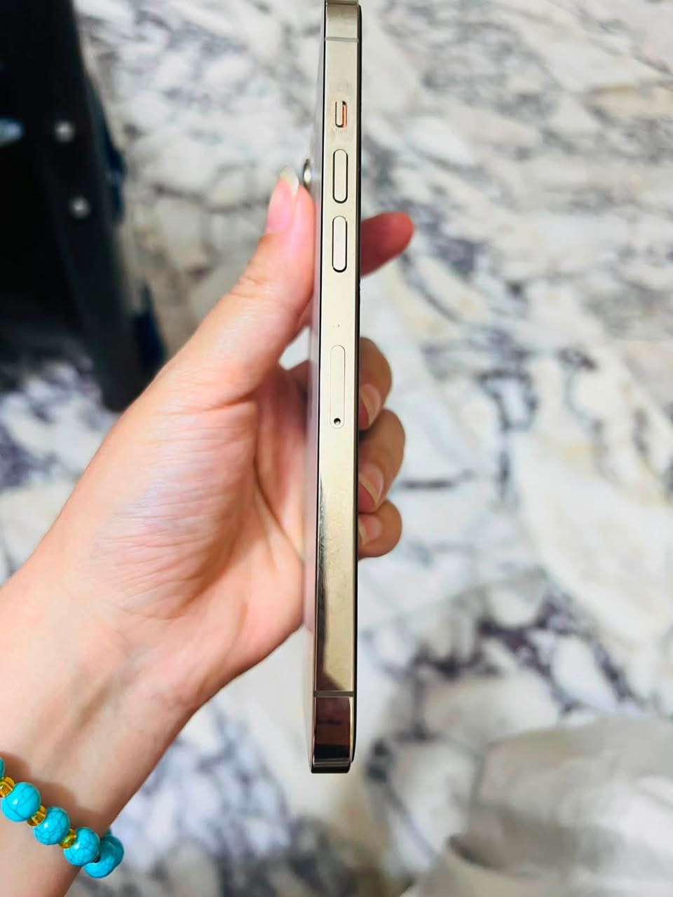 السلام عليكم
ايفون 12pro max
ذاكره 256
البطاريه 80‎%‎
الجهاز نضيف ممبدل ولا قطعه بي 
وكاله نضيف جداً 
 السعر 480الف وبي مجال 
مكاني /بغداد الجديده 
رقم /***********
الرقم بي واتس للتواصل 
للشراي فقط مو شراي لتتصل ❤️
