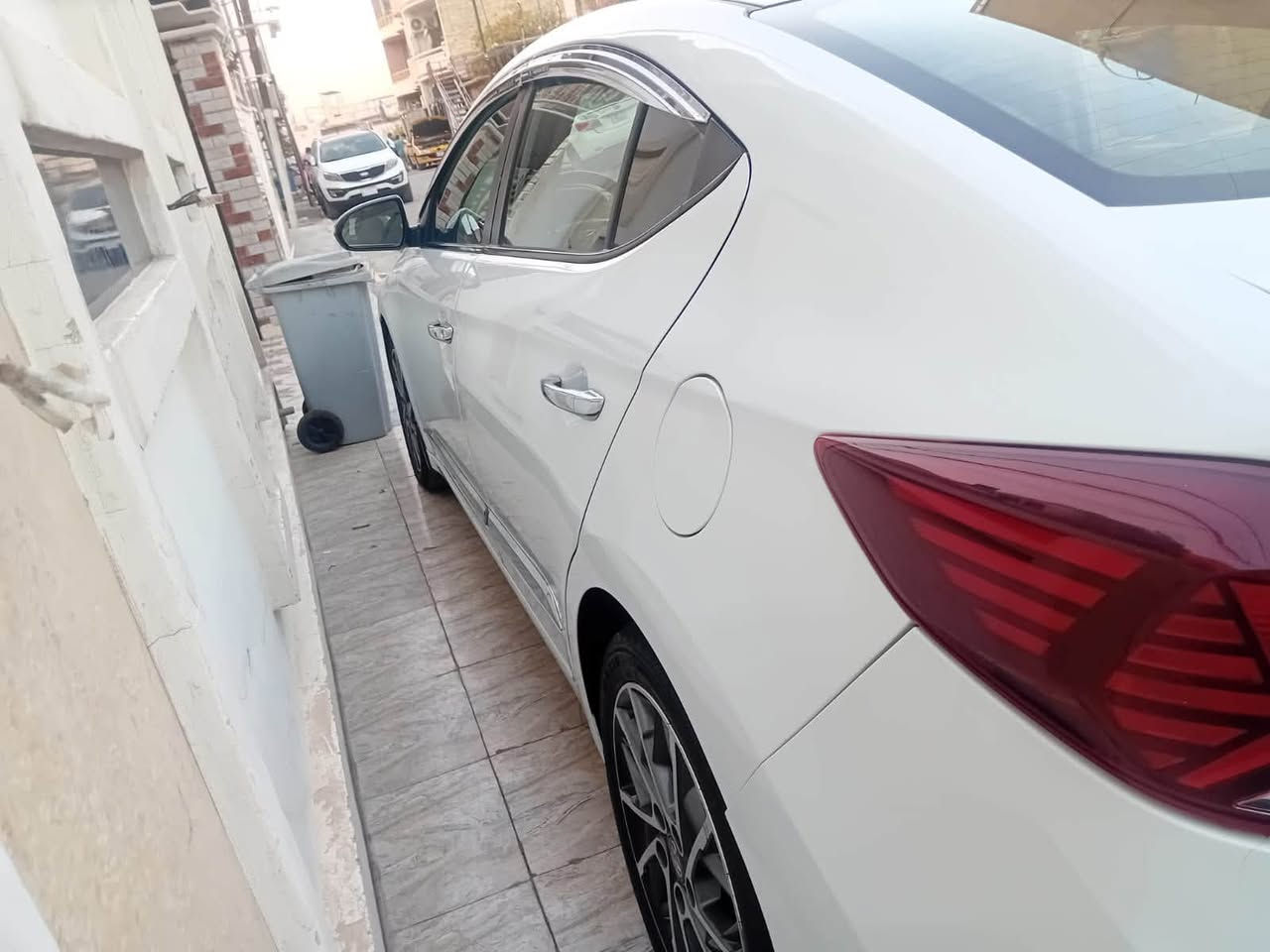 سلام عليكم النترا موديل 2020 خليجي
السيارة مكفولة من الصبغ ماعدا دعامية الامامية والخلفية والدوسة صبغ فوول مواصفات السيارة ماشية 170 

***********

135 ورقة وبيها مجال
