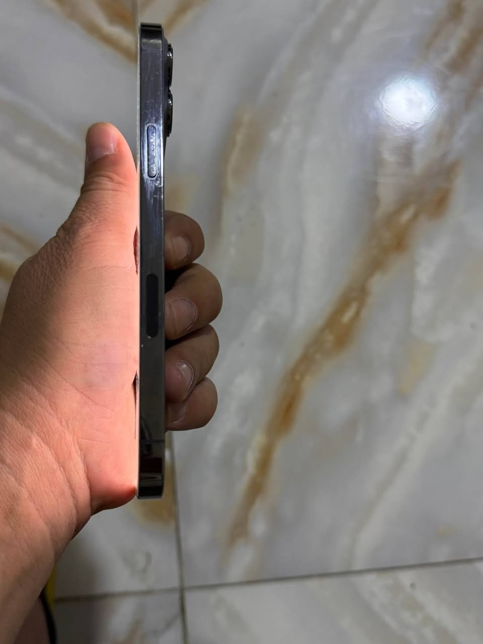 ايفون 13 برو ماكس لون اسود ذاكره 512 بدون ملحقات البطاريه 95 معلايه مبدا فلاش مال كاميره الجهاز نظيف جدا ومابيه اي شي مكاني بغداد العطيفيه نهايته قفل 675 الف *********** بغداد, العراق
