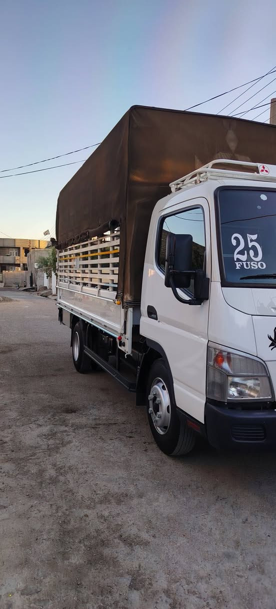 سلام عليكم للبيع كنتر موديل 2025 محسن كويتي مكفول كفاله عامه حداده جلال دبل تانكي ماشيه 38 الف السعر 300 مكان السياره ديالى المقدادية الاستفسار الاتصال ع الرقم ***********
