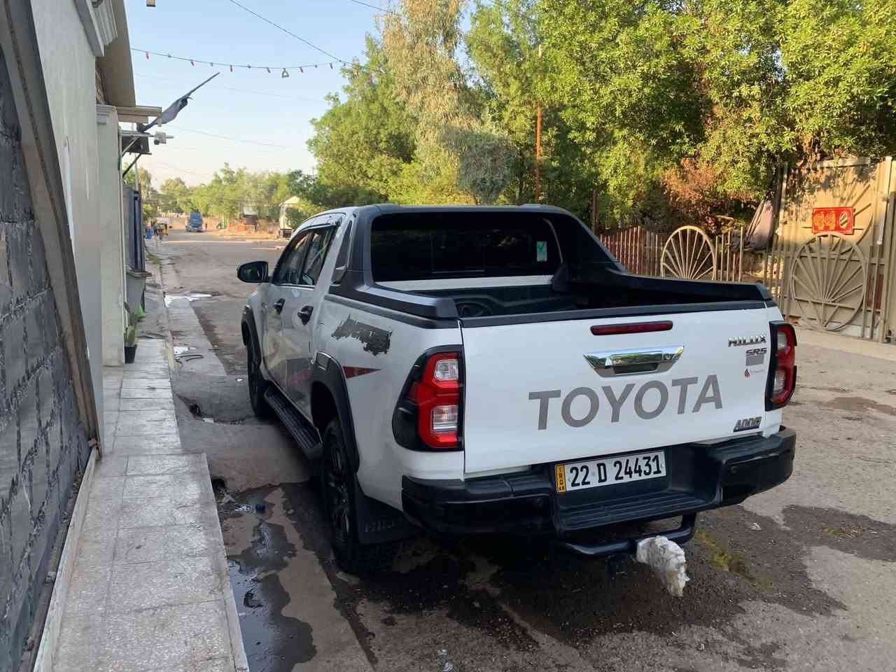 سلام عليكم عندي سياره البيع بيكم هايلكس موديل 2022 رقم أربيل كير واتماتيك مكفول سياره جديده وحلوه ساز فول مواصفات تحويل مباشر السعروبيه مجال بسيط عنوان بغداد ولشراي يتصل على رقم ***********اااااا السعر مناسب
