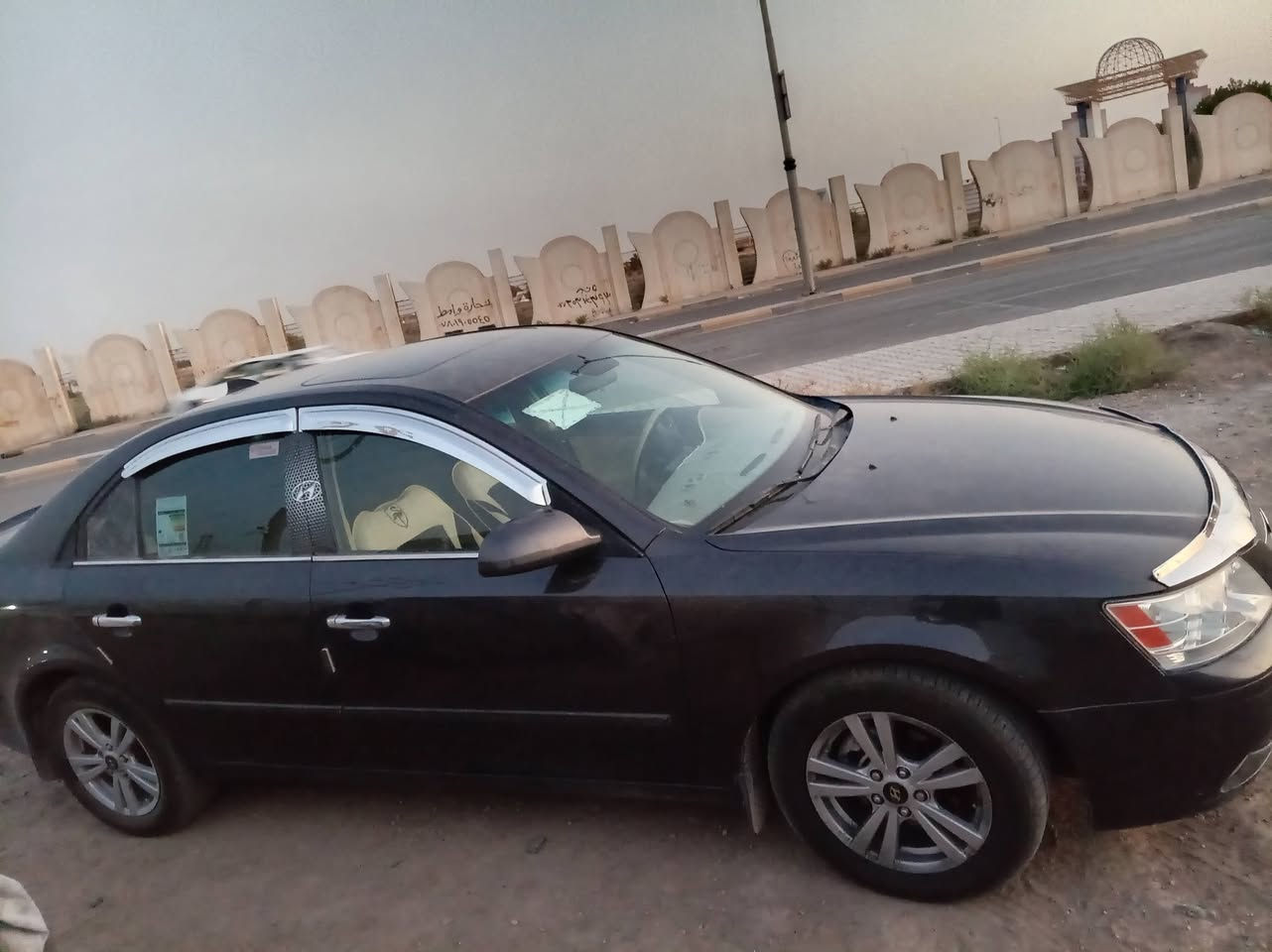 سوناتا أمريكي محرك 2400 دوش صبغ قطعتين جاملقات خلفي بدون دواخل سعر 100$ واتساب ***********

