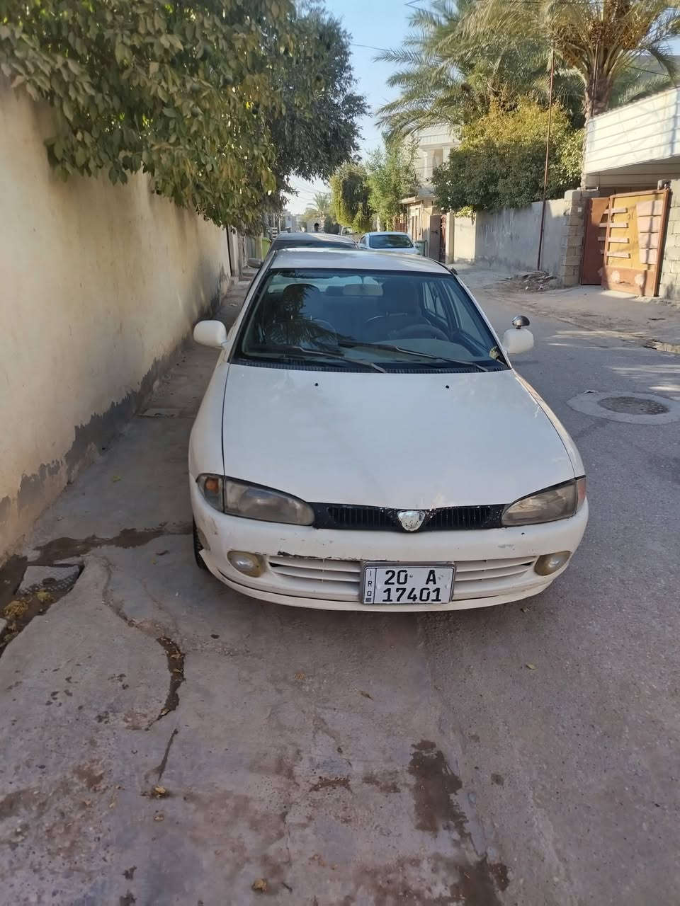 بروتون 2002 بلاديه مابيه صبغ كير عادي محرك لا صرف ولا تبخير تبريد شغال بس ضعيف سيارة نضيفه السعر 44$ وبيه مجال . بعقوبة تقاطع القدس ***********
