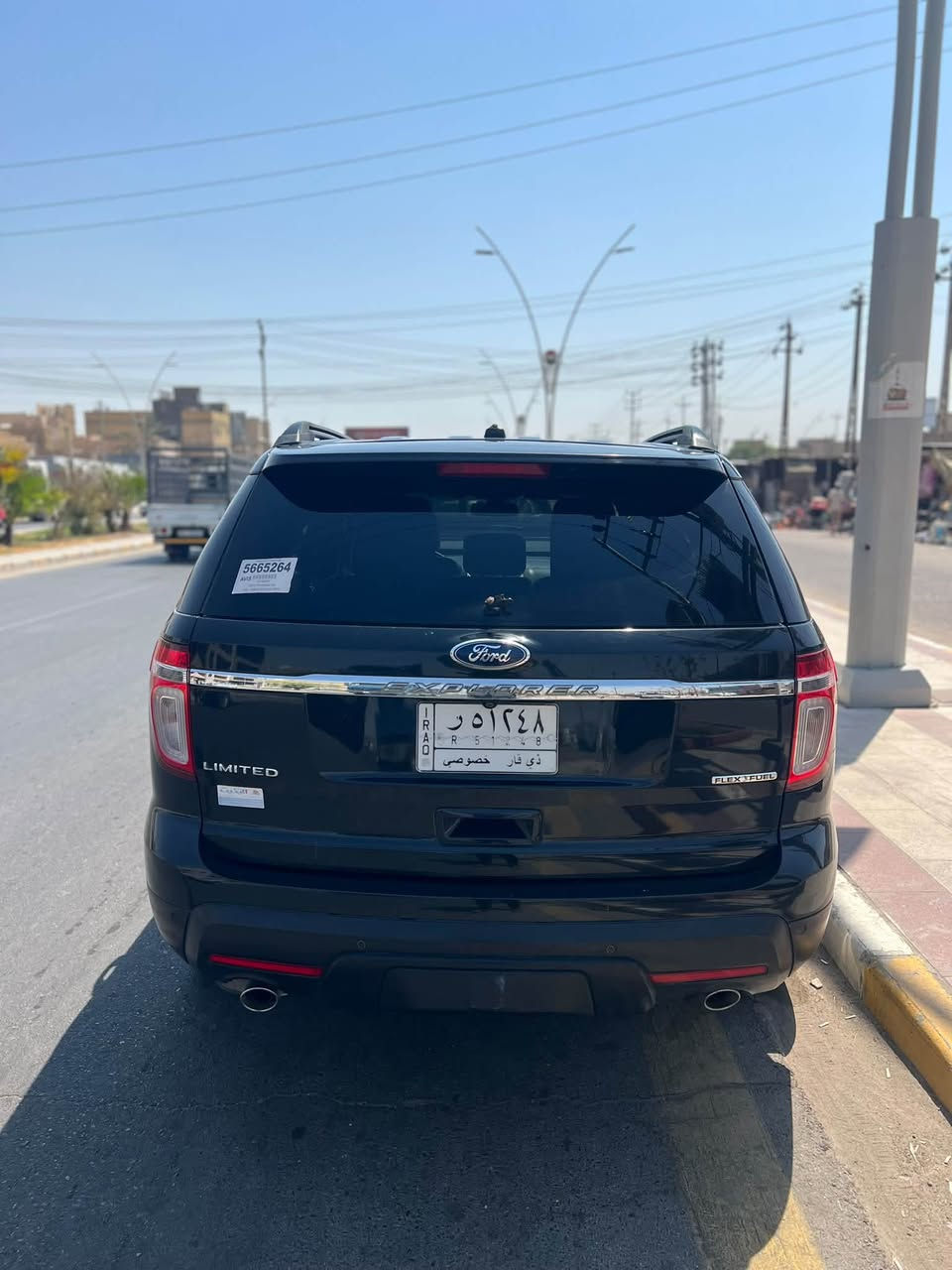 السلام عليكم
فورد اكسبلور للبيع
السعر 100 وبيها مجال 
نقصها حدادية 
السياره يرادلها ترتيب 
***********
مكان السيارة الناصرية
