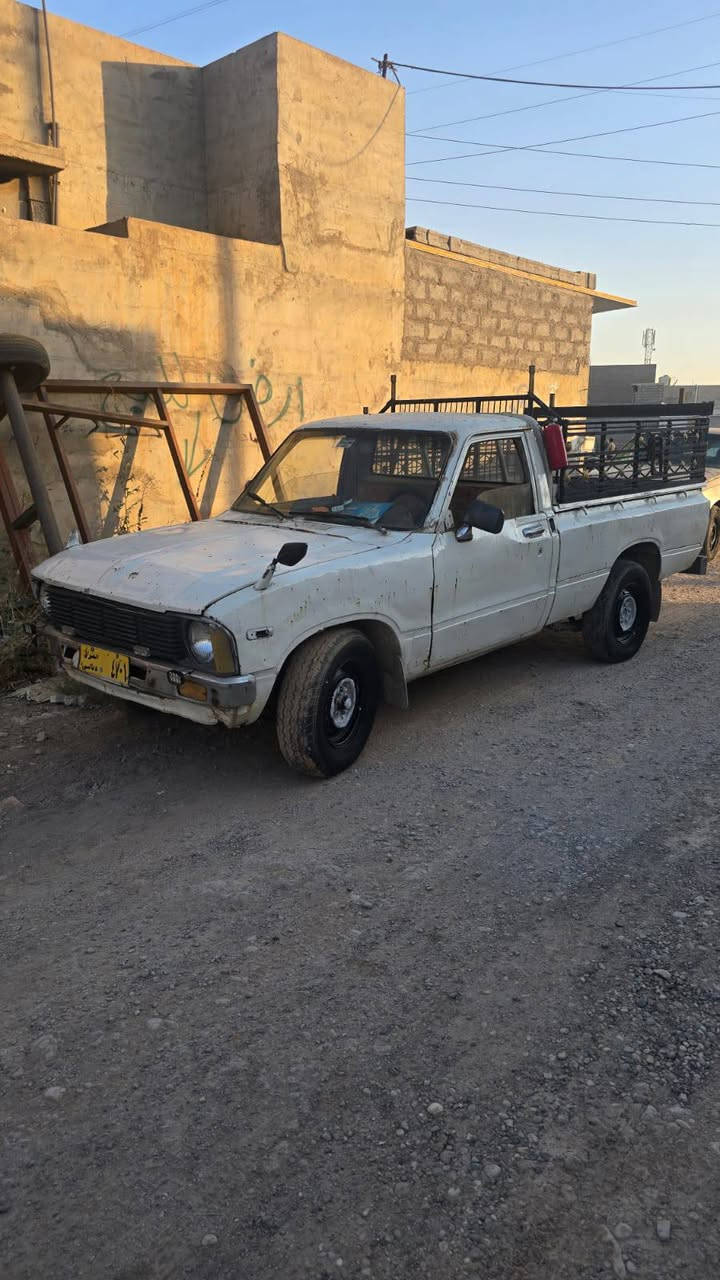 للبيع...سياره  بيكم موديل ٨٠ مابيها اي عيب صاحبها موجود .دفتر بانزين ويها
سعر ١٨وبيها مجال للطيبين.
مكاني كركوك ***********
