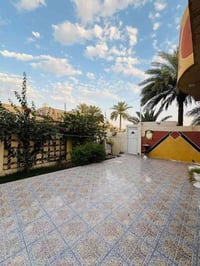 نادر الثانيه • ٢٤٠م • غرفة نوم