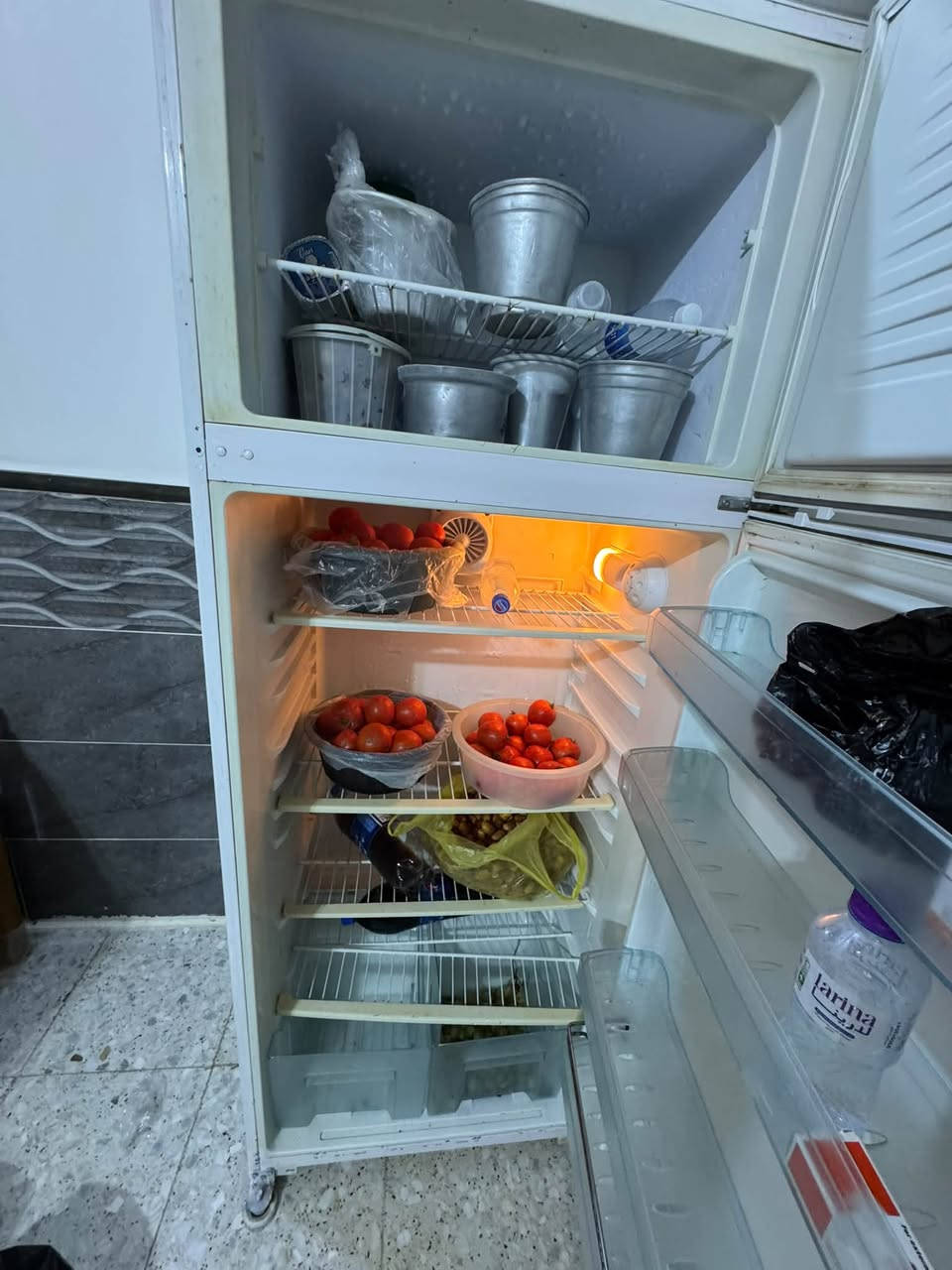 ثلاجة • سعدية • نظيفة