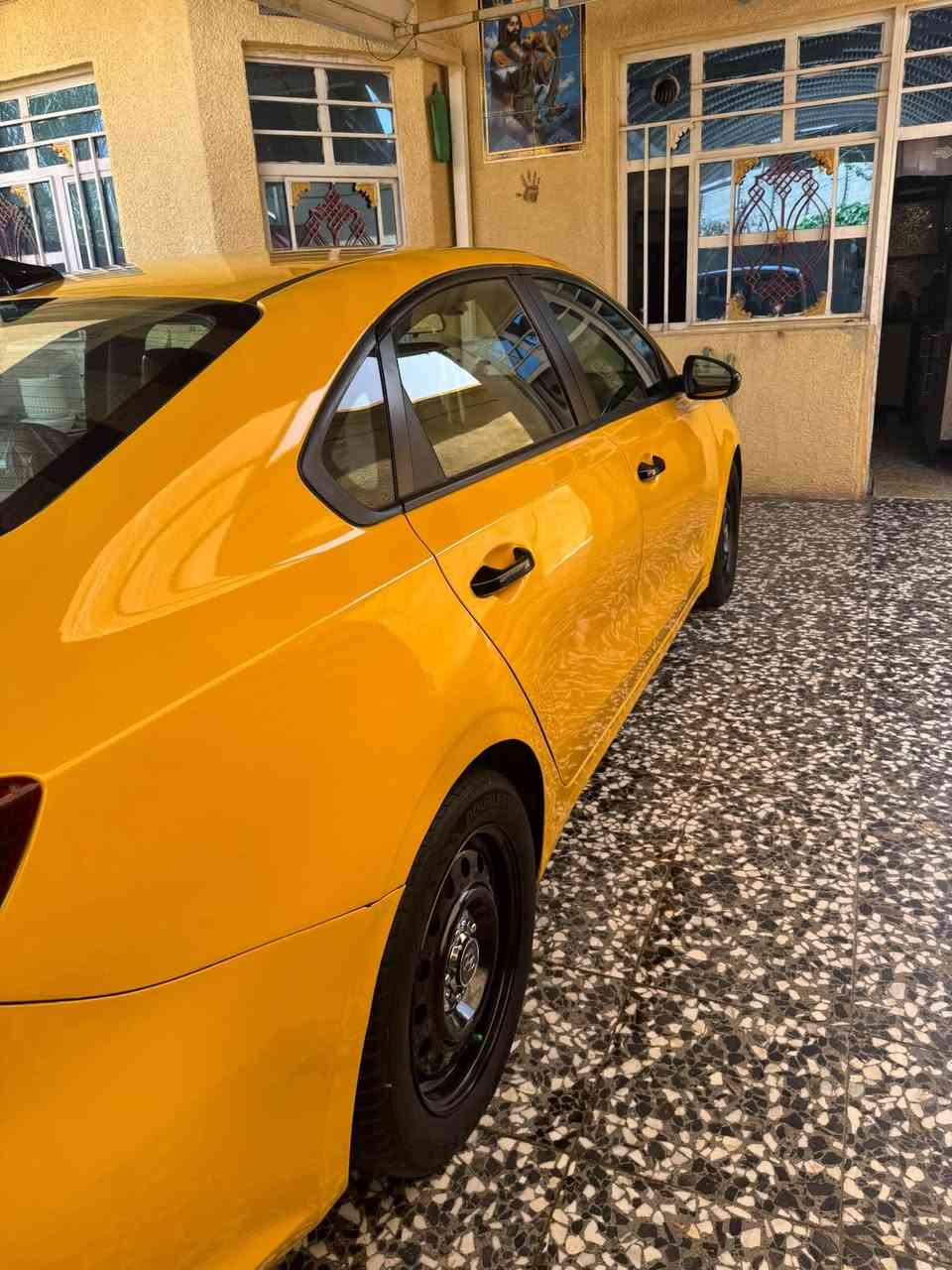 السلام عليكم 
كية فورتي موديل 2020  الحادث فقط الماصده بدون ايرباك وتبديل  مكفولة گير at مكينة 2000 دوش تخم تاير ومكينة وصدر وكير وتبريد كله مكفول دوشمة عامة السيارة جديده كلش مكاني بغداد ***********
