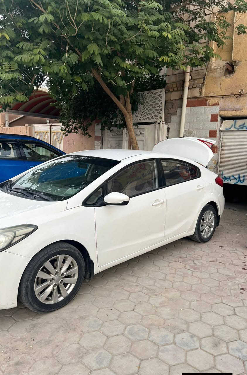 كيا سيراتو خليجي موديل 16 رقمه ذي قار تحويل ثاني يوم بيه چاملغ اوبنيد مصلحات اومفتوحات اوبيه صبغ خفيف بالبيبان

محرك 1600دكشن عالي كفاله مامفتوح 

حداديه زينه 

مكانه ناصرية مركز حي الشهداء 

***********

السعر ب105 اوبيه مجال
