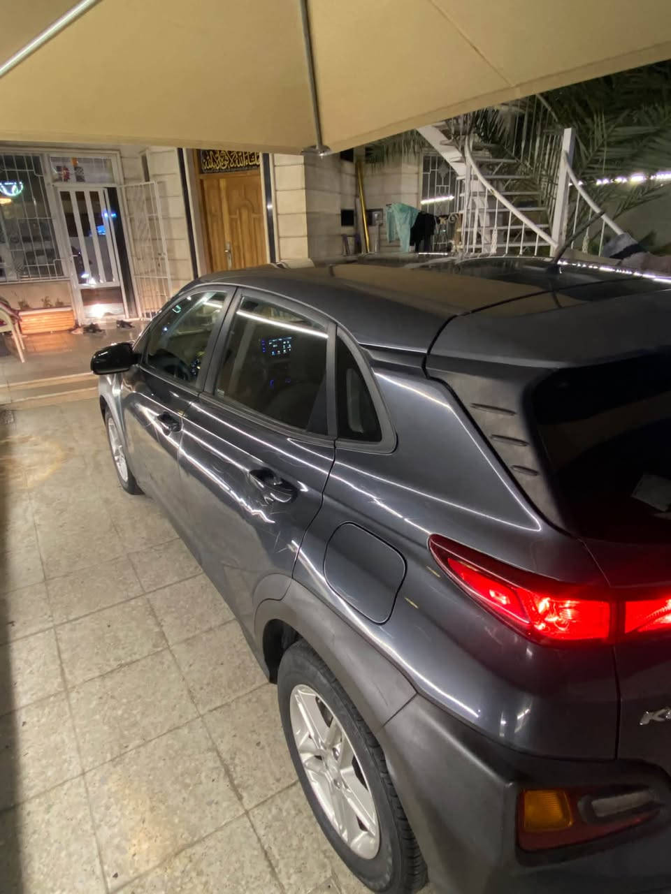 السلام عليكم كونا 2019 
حادث موضح بالصور والسونار 
باب+ جاملغ تبديل وربع البنيد + باب خلفي مرشوش كلير  
السيارة بيهه شخوط خباثة مكحلة وبارد باب خلف السياق 
ماشية 68 ميل 
تحديد مسار 
توقف ذاتي 
كير at مكفول 
محرك 2000 دوش مكفول 
السعر 113 
السعر *********** 
المكان العطيفية 
فيسبوك غير متوفر
