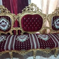 تخم قنفات ملكي  متكون من ١٢مقعد  مع طبلات مرمر ٤صغيرة وواحدة كبيرة  ال...