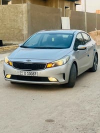 سيراتو ٢٠١٧  ماشيه (٣٠ الف) موصفات فول ١/١  بصمه وفتحه  مكفوله كفاله ع...