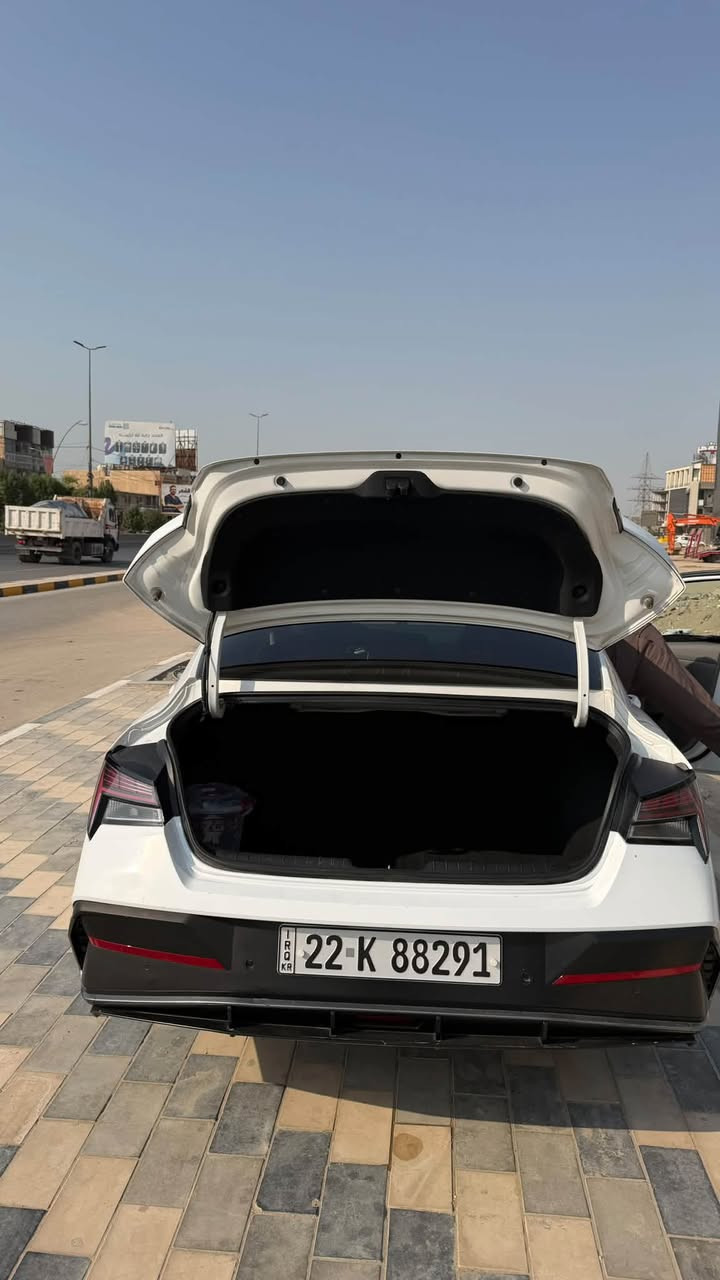 النترا 2024 محرك 2000 خليجي السعر 160 كفاله عامه عده بارد باب العبري وشخطين صغار
ماشيه 45 الف فقط 
مكاني الحله المركز
  رقم اربيل ابسمي  تحويل مباشر
محرك 2000.   دوش كوري اصلي 
المواصفات فوووول      .     
شاشه ديجتال 
بصمه   
تشغيل عن بعد              
جنطه ذكيه كهربائية            
فتحه سقف                   
محرك 2000.                              
حساس لايت 
حساس خلفي بلادي 
حساس أمامي بلادي 
تبريد قطعتين
كاميرا خلفيه بلادي 
جي بي اس
نضام تشغيل الكاميرات 
شاشه  كبيره اصلي ابل كار بلي 
نضام ترحيب مري شفط
نضام مود درايف إيكو وسبورت و عادي
تحكم ستيرن
5 ويل كب كروم حجم 17
لد امامي نهاري
 شباك نيكل
مانع انزلاق
مانع انحدار 
لايت عدسات زنون 
ايرباكات
جهاز موازنه ABS
للاستفسار الاتصال ***********
الحله المركز
