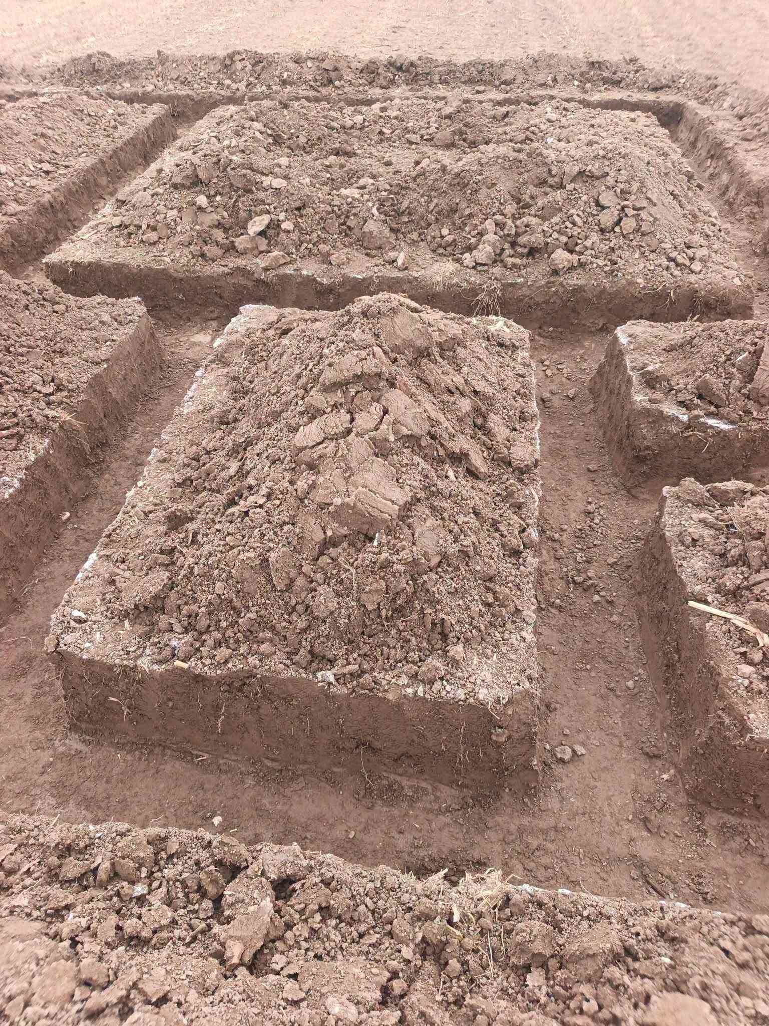 حفر تصفيط • تسليح أساسات • مهندس خرائط