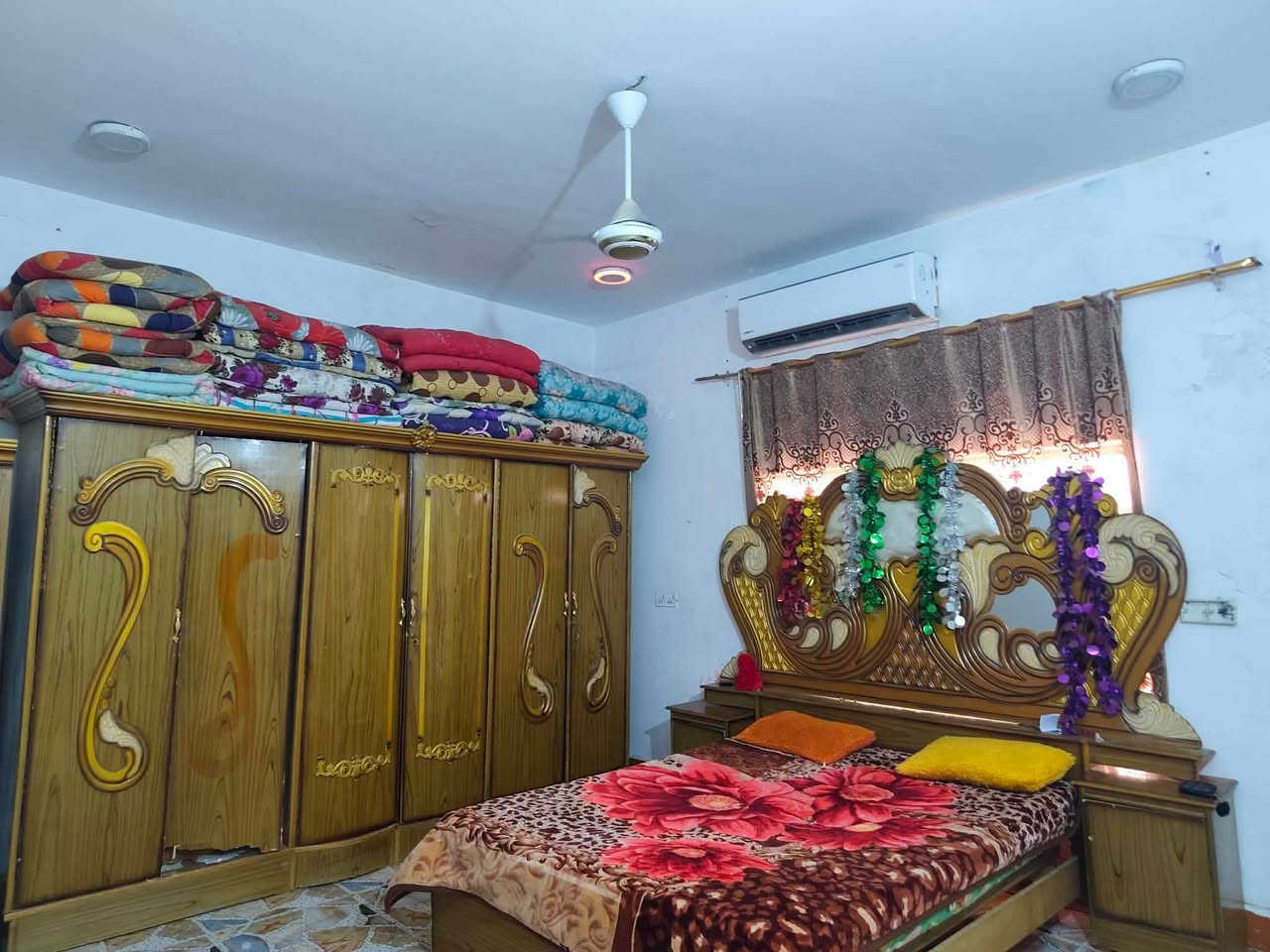 سلام عليكم 
بيت للبيع نزلت زرزور بره
المدرسه
المساحه350
مرقم من قبل البلديه
السعر50وبي مجال
رقم خاص
