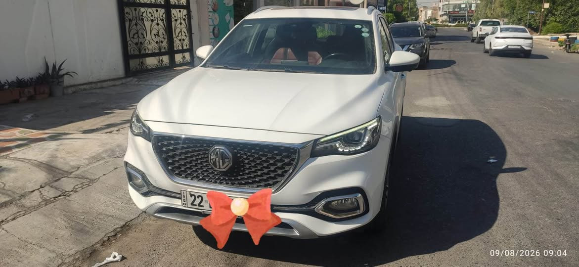 MG HS 30T Trophy
🔥 ئێم جی ئێچ ئێس (MG HS Trophy) مۆدێل 2022 بۆ فرۆشتن

​ئێم جی ئێچ ئێس پۆلی 30T Trophy، یەکێکە لە ئۆتۆمبێلە کرۆسۆڤەر و (SUV) هەرە پرۆفیشناڵ، مۆدێرن و پڕ مواسەفاتەکان. سەیارەکە نموونەیە لە جوانی

​تایبەتمەندییەکان:
​بابەت: ئێم جی ئێچ ئێس (MG HS 30T Trophy)
​مۆدێل: 2022
​مەکینە: 2.0 توربۆ (گێڕ و مەکینە بە شەرت)
​ڕۆشتن: 58,000 کم (لەسەر زەمانە، فول سێرفیس)
​مواسەفات: فول فول مواسەفات (کوشن جلد، کارەبایی، سارد و گەرم، پانۆراما، ڤۆلیۆم، تەحدید سۆڕعە، ستارت ستۆپ، دەرگا بەسمە، دەبڵ ئێکسل 4x4، پێنج مۆدی لێخوڕین)
​دۆخی لەش: بێ لێدان، بێ بۆیاخ
​شوێن: هەولێر
​نرخ:142 وەرەقە ($142
00)
​ژمارەی خاوەنی: *********** Singapore

نص مكتوب في الصور:
- 09/08/2026 09:03
- 09/08/2026 09:04
- 09/08/2026 09:07