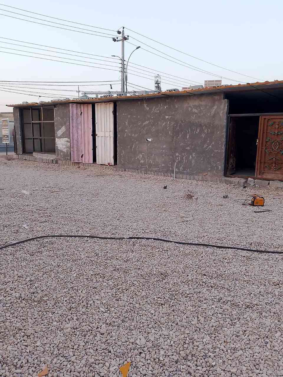 سلام عليكم محطت غسل البيع كربلاء البراهميه قرب مطحنة العتبه مساحه 600متره اجار الكاع  400الف الشهر ابيع موقع ومواد جاهزه ماناقصه شي
***********
