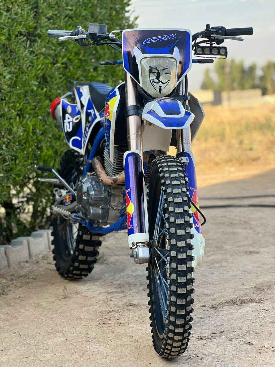 اسلام عليكم موطور للبيع ويرهم مراوس تايكر سيفان 
قفاز CRX
محرك 300cc
موديل 2024
التواصل خاص او
اتصال ع رقم 
***********
