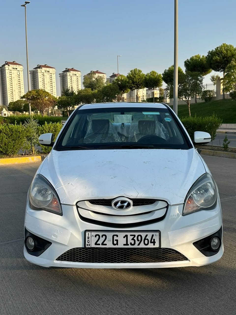 السلام اخوان عدنه هاي هونداي اكسند موديل ٢٠١٠ الون ابيض ثلجي سياره مواصفات فول محرك ١٦/ مامفتوح كير مامفتوح كير محرك حداديه تايرات كله جديد سنويه و ارقام كله جديد ٢٠٣٠ سياره كهرباي و تبريد ويا سلف سياره تراي علي بصره  جديد مناقص اي شي كله جديد صدر باتري كله 
سياره تجي تاخذه و تروح بل عافيه تحويل الثاني يوم ره قم اربيل 
سياره بي ٣/ قطع صبغ جاملغ امامي و جاملغ وارا سايق. و باب فقط بدون دواخل و ارباك.  
ماشي ٢٠٠ الف كم 

سياره موجود بسليمانيه سعر بلاش 73 وه رقه  

تليفون ***********
بي واتساب السليمانية, العراق

