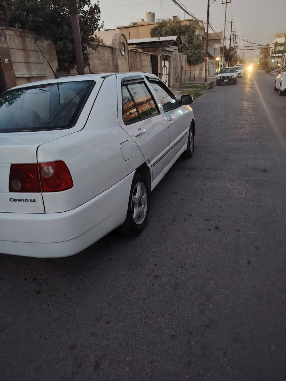سلام عليكم كوين رقم بغداد مشروع وطني شرط تحويل مكينه وكير مازدا كابريتا فيت بم ميكانيكي  كير اوتوماتيك... السياره بدون صبغ جاهزه منظومة تبريد جديده تبريد ثلج ظخم تاير جديد السيارة جاهزه مل رزق تاير وين مايعجبك السعر 35 وبيها مجال مكان السياره حي المحاربين *********** او اسيا ***********
