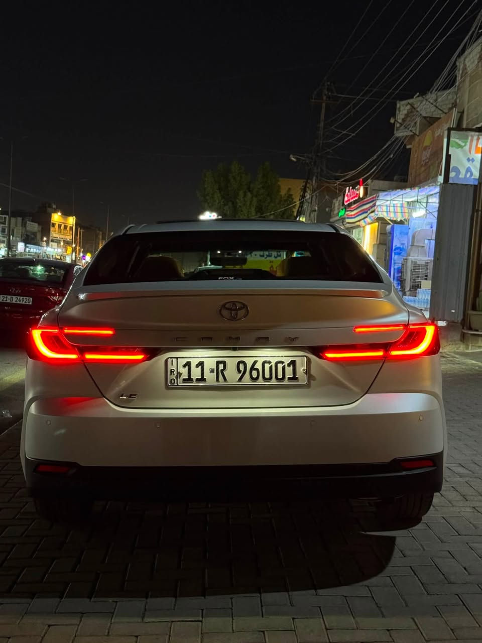 السلام عليكم
كامري ساز  بانزين فقط  موديل 2025
عليها PPF طافي
السيارة ماشية 4.300 كم 
السعر 29.000$ وبيها محال بسيط 
هـ ***********
