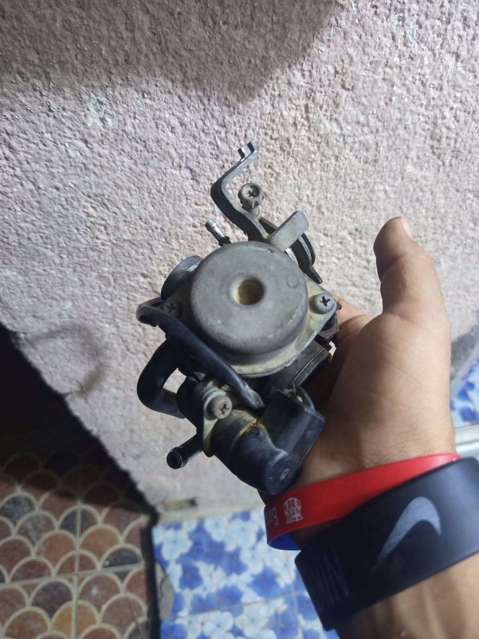 ماكس بلادي • كابريته • عل فحص