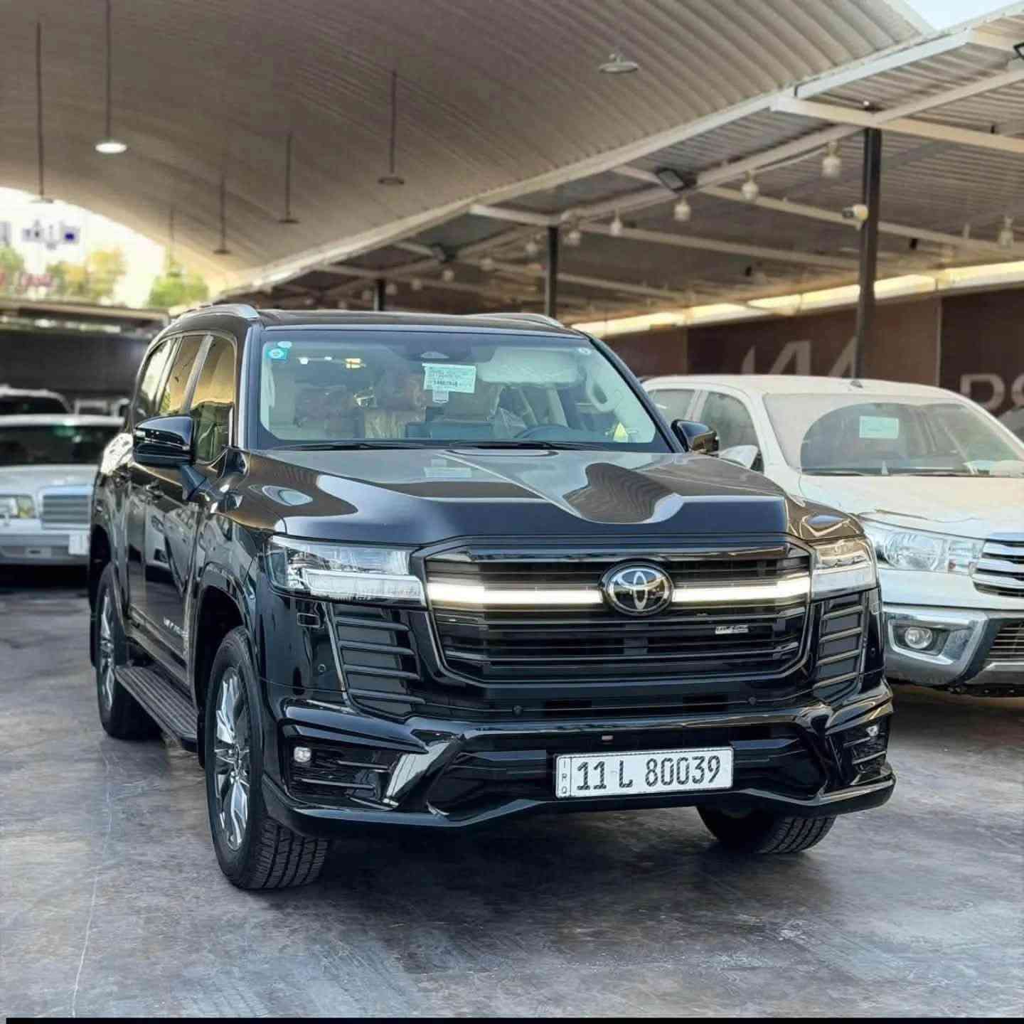 لاندكروز أصل ساز SAS لمتيد S
موديل :2025
العداد: 2,000 زيرو
المكينه: 6 سلندر 4000
خليجي كفالة عامه زيرو على وضع الشركة كامل ملحقاتها العده وكتلوكات ما
مستخدمه والسمعات ما مستخدمه ابد
اللوحة : بغداد-حره
GX.R limited S (Black EDITION):الفئة
فول 1/1

***********
