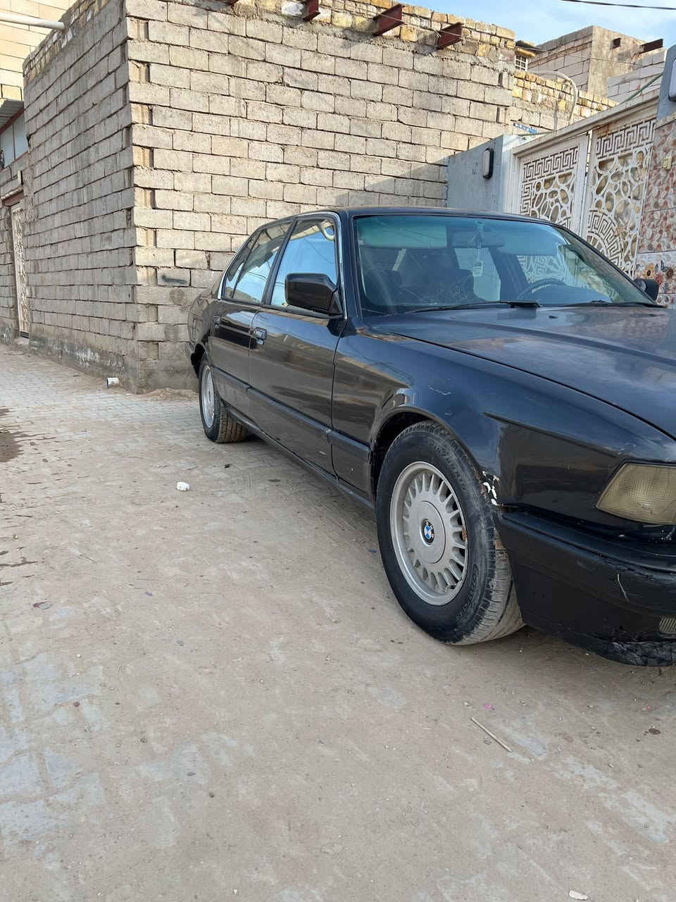 للبيع أو مراوس سيارهBMW 735 رقم بغداد مكينه وكير نضيفات دبل جام دبل جكمجه سلايت عاطل حداديه نص عمر تبريد شغال تخم تايرات جديد باتري جديد بيه نقوصات شويه 37 مكانه بنجف ***********
