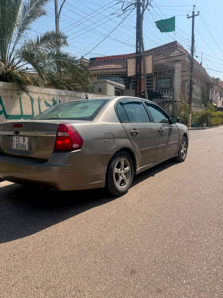 ماليبو 2007
2,400مكينة 

تبريد ثلج

هزة وسنوية جديدة بغداد 

نواقصها صدر خلفي صبغ دعامية

غرفة كلش نظيفة

صبغ عام 

مراوس او بيع 

***********
