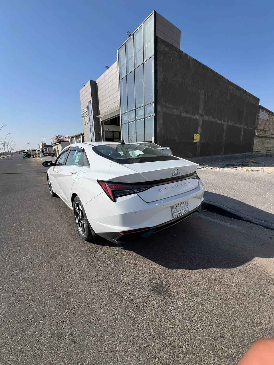 النتره وارد خليجي كفالة عامة ماعده الهلال الخلفي بارد بسيط كد شبرين سياره جديده مواصفات بل كامل بلي رامة وتحكمات السيارة 2023السعر 140وبيهه مجال ورجع وكول كفاله عامة مكان السياره البصره المحرك 1600 وباقي تفاصيل على هاذ الرقم ***********
