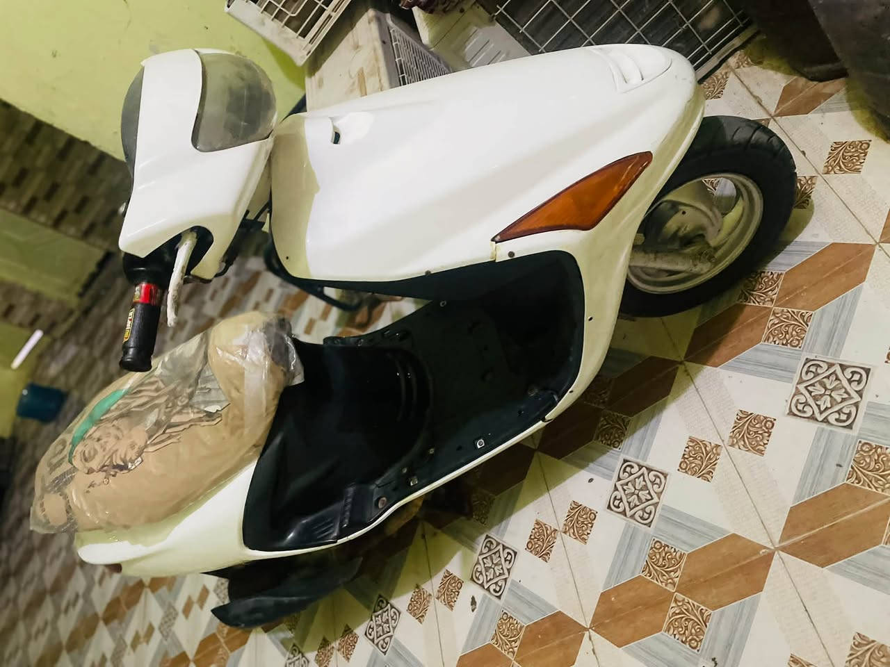 دراجه فراشه للبيع مكان شافعيه سعر 275 وبيه مجال قليل رقم تصال ***********
