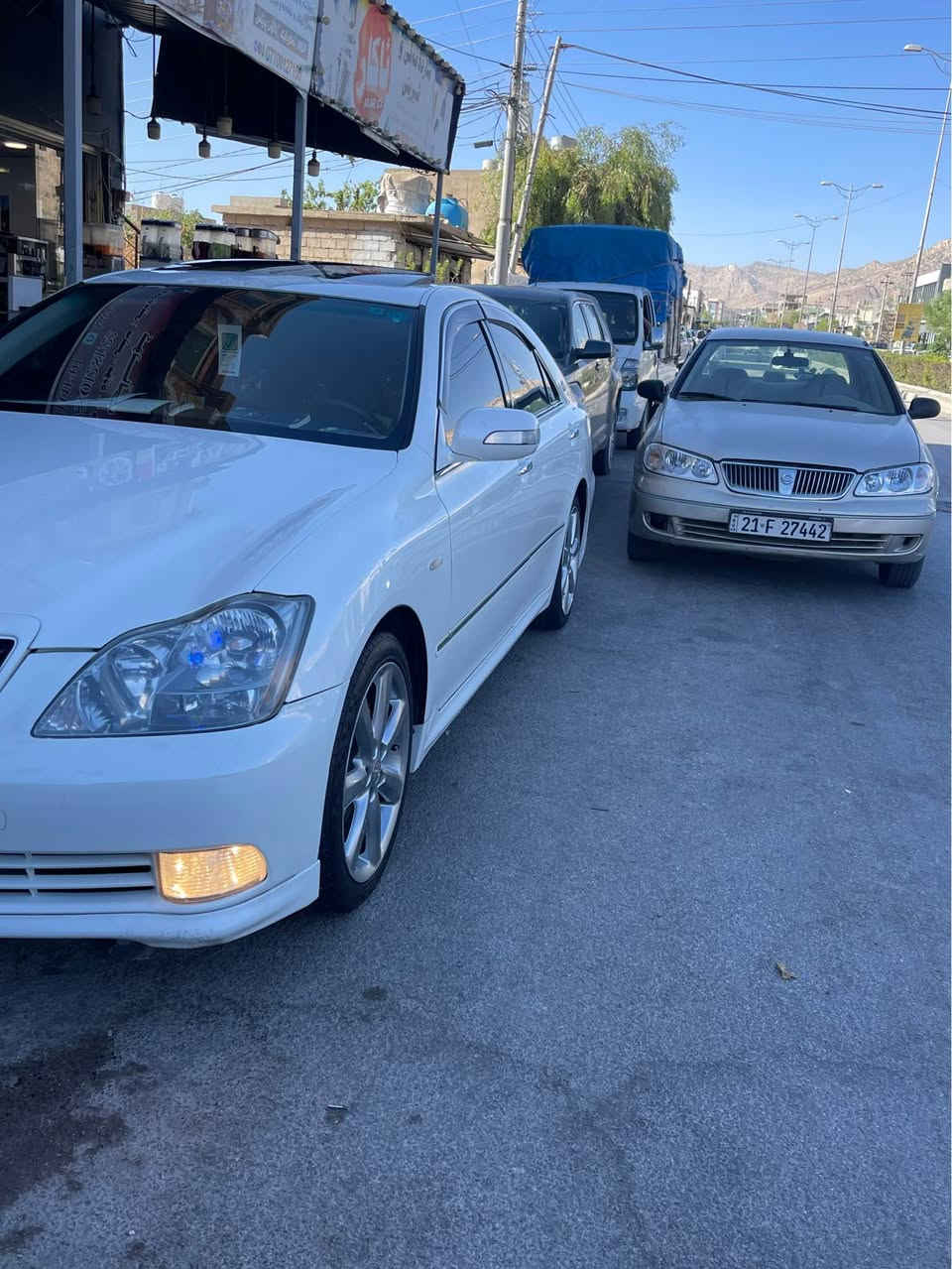 شاهینە ٢٠٠٥ساخ بی بۆ یاخ گەورەبەگەورە ١٨٢بی مەسرەف سی دووگمە ١٣٠هەزار رۆشتوە گیرو مەکینە نەکراوە تۆ دووبەسمەی بیلادی لەگەل شوین دەربەندیخان ژم *********** ژم *********** دار بنديهكان, السليمانية
