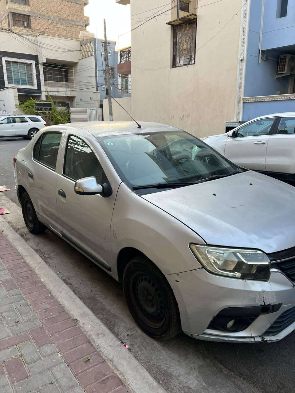 رينو سنبل ٢٠١٨ خليجي. بدون صبغ محرك وكير جديد العنوان الكاظمية الظباط رقمي،،  ، ***********
