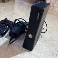 اكس بوكس 360 • مهكر ٦٤ لعبة • يدات نضاف