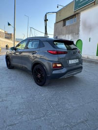 هونداي كونا موديل 2021 السياره حادثها بنيد فقط السياره بدون دواخل السي...
