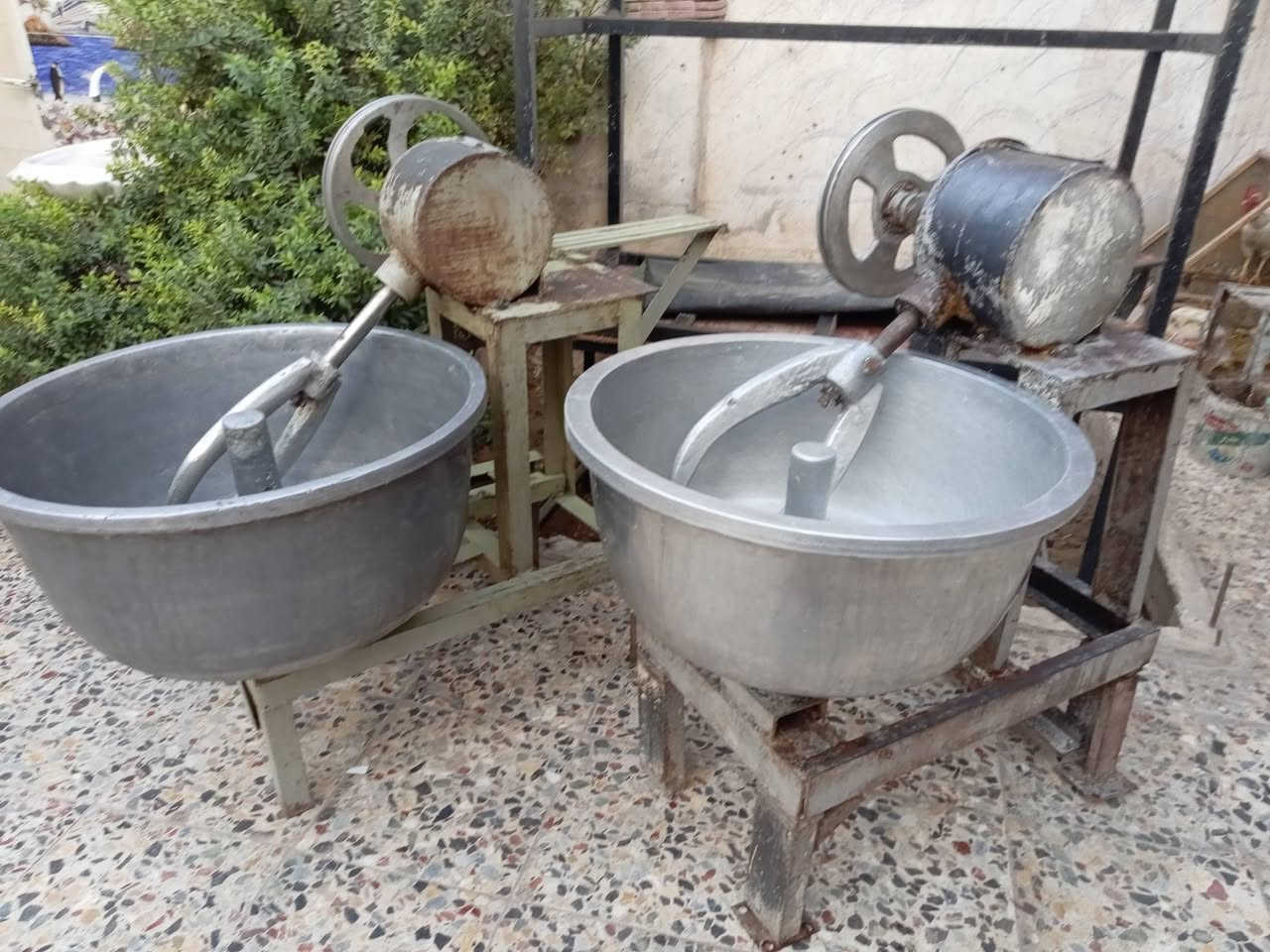 عجانتين • ميزين • بغداد