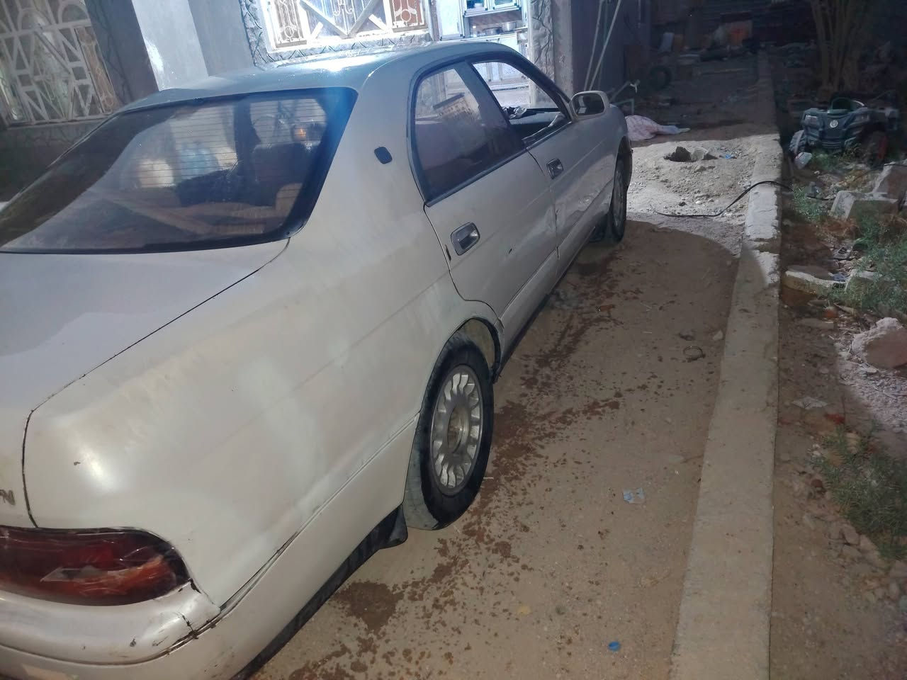 بطة متصل مديل ٢٠٠ مكينة كايمة سيارة بدي نظيف مكفول من الضربة سنوية باسمي السعر قفل ٢٥ للاستفسار ***********
