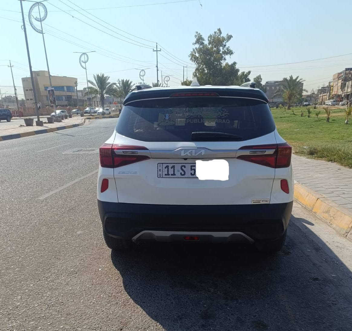 كيا سليتوس خليجي وكاله الدوليه  موديل 2023 جديده جداً  ضمان الشركه بعده ببها 

* ماشية،29الف كم فقط
* مكفولة من الصبغ
* محرك 1600 مرغوب، بدون أي دوانز وجديد
* بصمة ابواب
بصمة تشغيل 
وتشغيل عن بعد. 
* ستيرن رياضي
ثلاثة انظمة قياده 
* جلد الشركة الدولية خليجي  
* إنارة داخلية متعددة الألوان
* تبريد ثلج قطعتين 
* بيها رصعة صغيره  بالباب الايسر بارد 

السيارة نظيفة جدا بمعنى الكلمة، وباقي المواصفات المعروفة كاملة 

السعر: 163$
اي استفسار الخاص مفتوح او التصال عل رقم
***********
