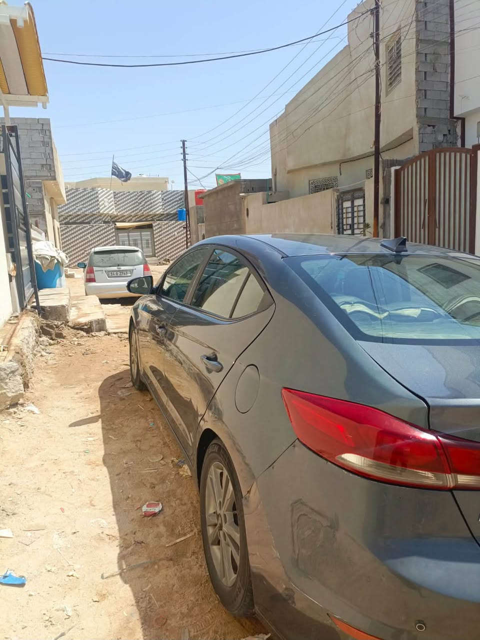 السلام عليكم سياره النترا وارد امريكي موديل 18 حره بأسمي نص فول مواصفات كامره دواره وتحكم استرن ضربه جاملغ الخلفي اليسار مع صبغ بابين اليسار مع البنبد جارد السعر 100 وبيه مجال... البصره التنومه هاتف *********** ومن الله التوفيق للجميع
