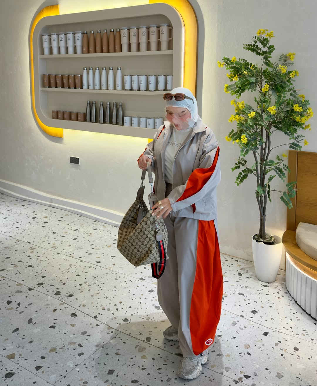 New Autumn 🍂 collection ✨🍂🧡🍁🎃🍑🥭

شوفولي بقية الوانة لهذا السوت الرهييييب🥹😍✨🪞

اللون الثاني هو بُني محروق 🤎☕️

راقي جداااا خامة تصميم تفاصيل 

واسع وعملي ومريح 

البليزر مُبطن من الداخل✨🍂🍁🤎🧡
الكيلوت فضفاض (كمر مرتفع)

التيشيرت متوفر ايضا 

العدد محدود 

للأستفسار يرجى التواصل معنا دايركت لطفا💌
يوجد توصيل 🚚 سريع إلى كافة أنحاء العراق 🇮🇶 

📍البصرة -شارع السعدي مقابل أصباغ جوتن

#ootd #style #explore #set #outfitoftheday
